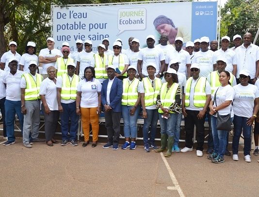 Ecobank donne le sourire aux communautés locales via des initiatives communautaires.