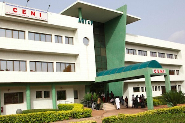 fb83b9a822a04a140b4999247a83f4bc_L