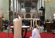 Togo : l’Église catholique dément les rumeurs sur la suspension des quêtes