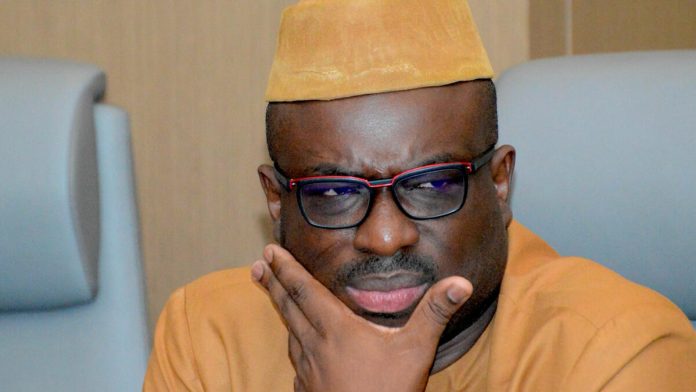 une-coalition-d-opposition-pour-les-municipales_i1200