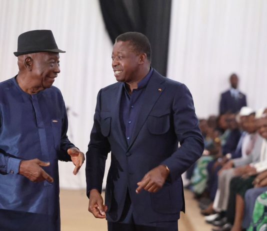 Faure Gnassingbé préside la dédicace de « À l’ombre du Baobab », œuvre mémorielle dédiée au Père de la Nation